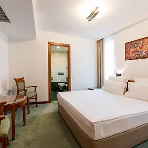 https://duke-hotel.bucharesthotelsnow.com